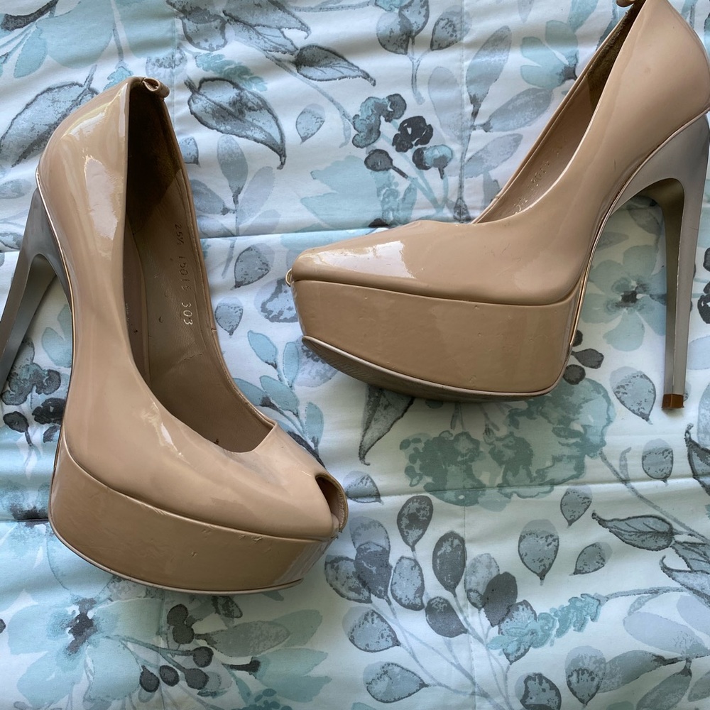 Andrea Heels